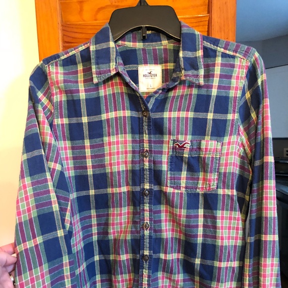 ❄️ HOLLISTER Flannel shirt!  Sz Medium/Large ⛄️ - Picture 1 of 5